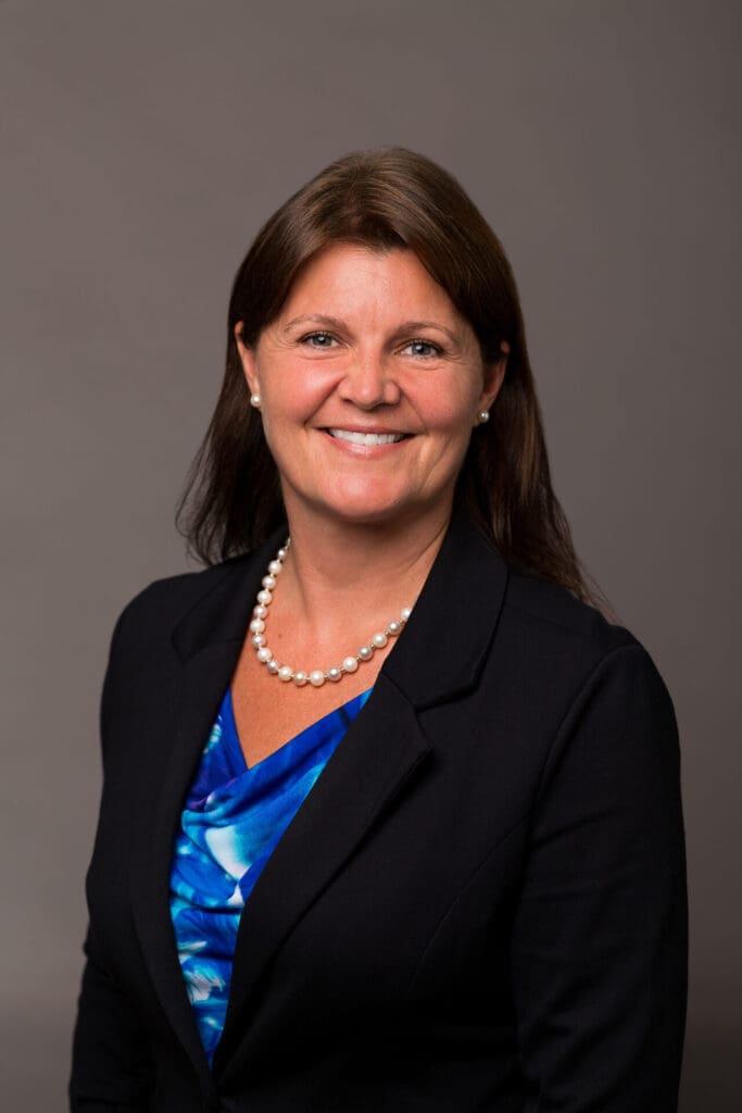Linda Engblom Runey at Runey & Associates Wealth Management has an MBA with significant senior executive level experience serving as the Chief Operating Officer of the company.